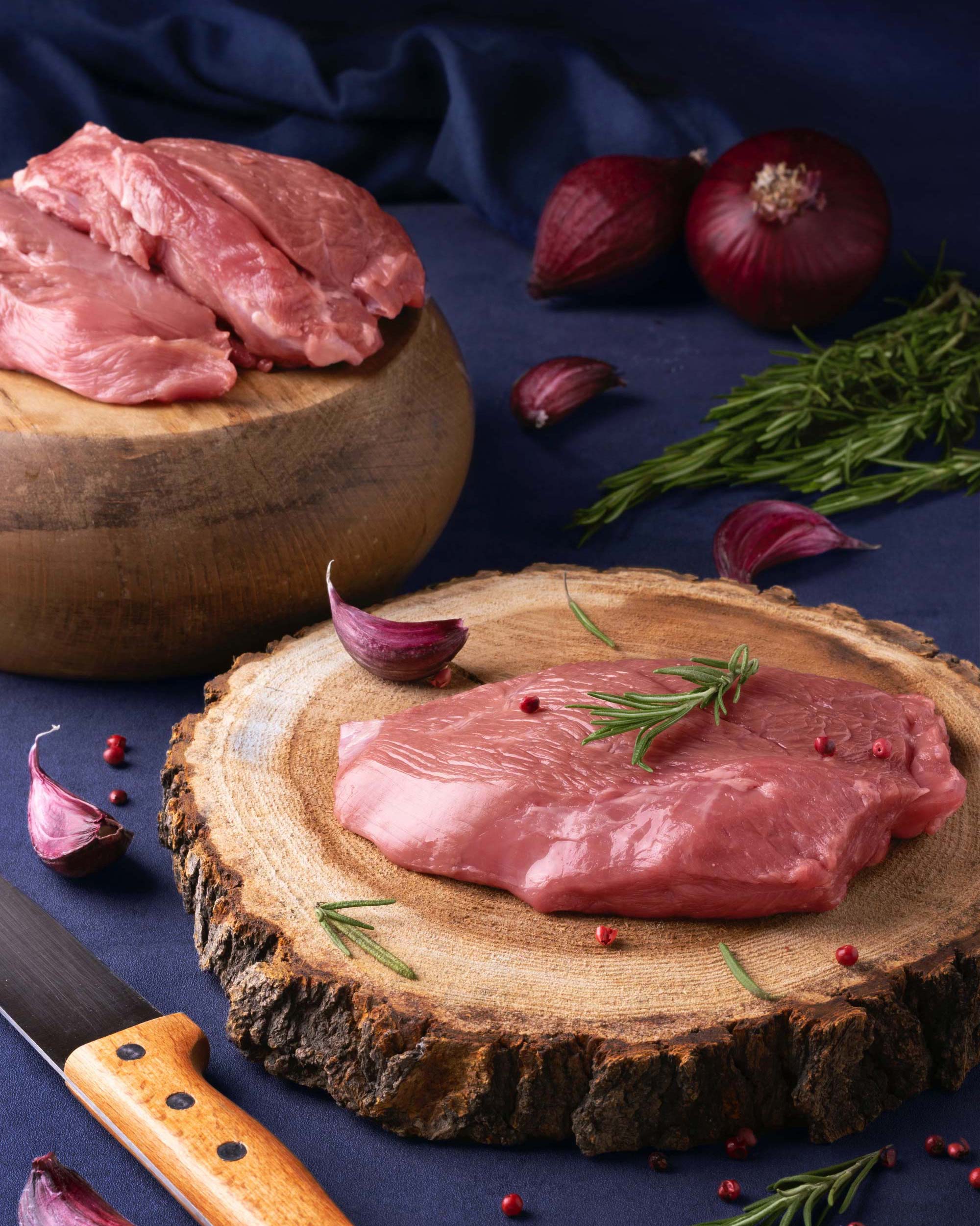 13 تصویری از گوشت لخت گوسفند با بافت نرم و تازه